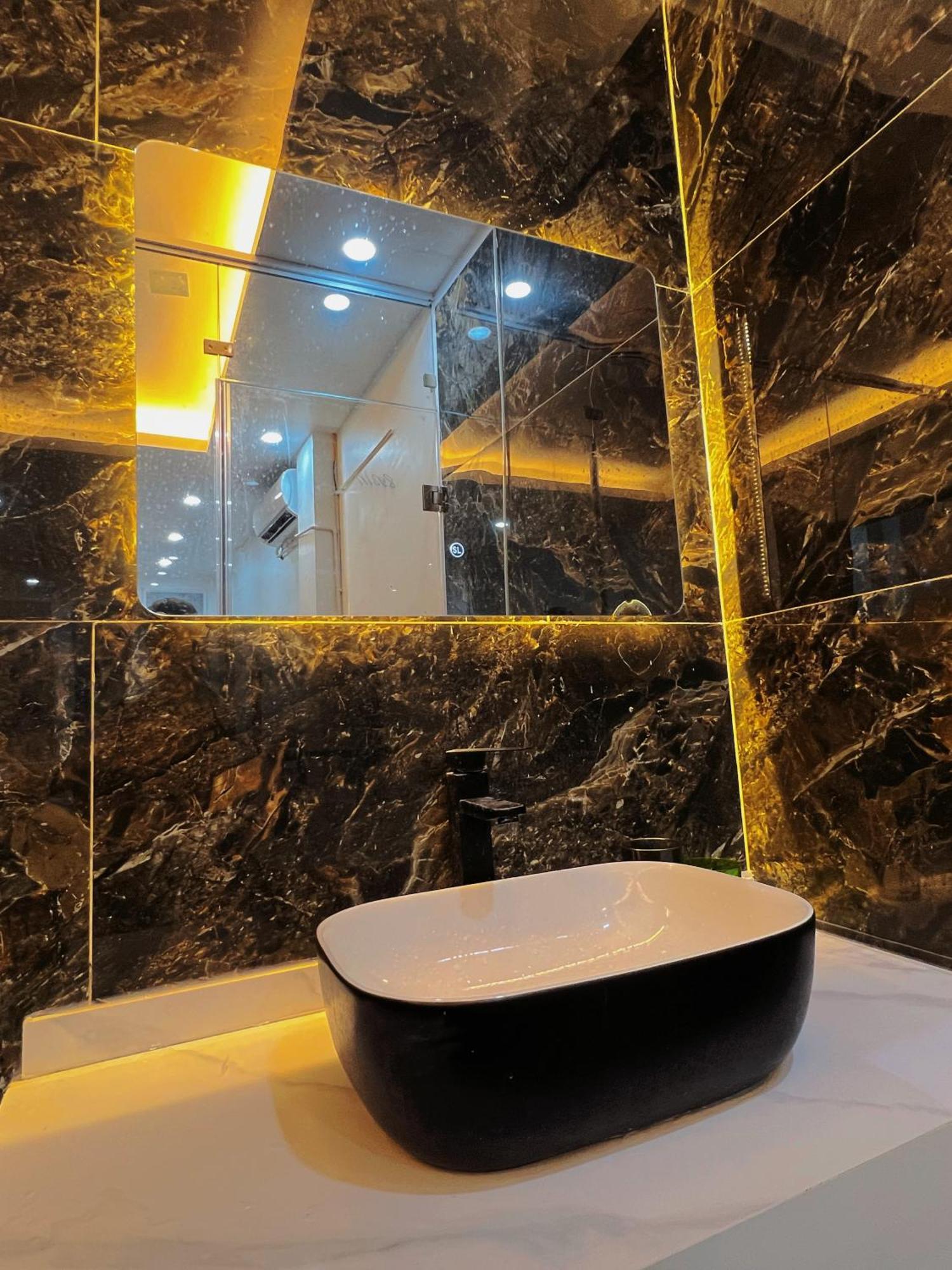 Venus Apartment Kham Thien Hanoi Luaran gambar